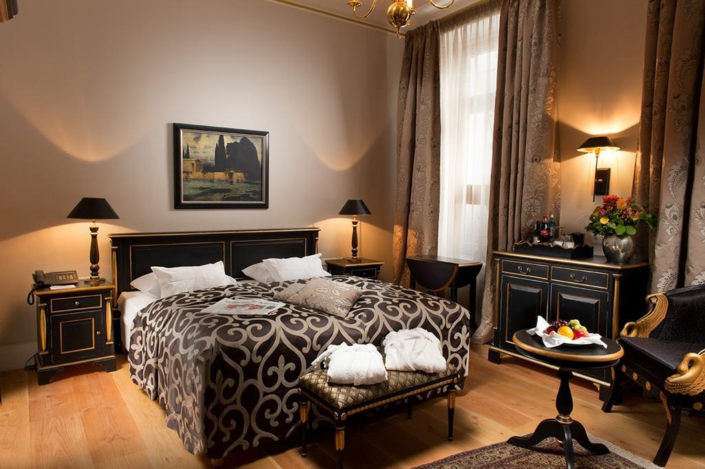 Palais Esplanade Hamburg - Adults Only Hotell Rum bild