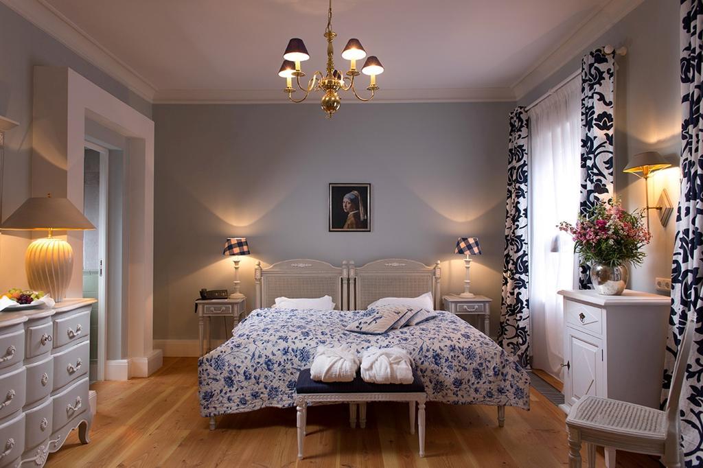 Palais Esplanade Hamburg - Adults Only Hotell Rum bild